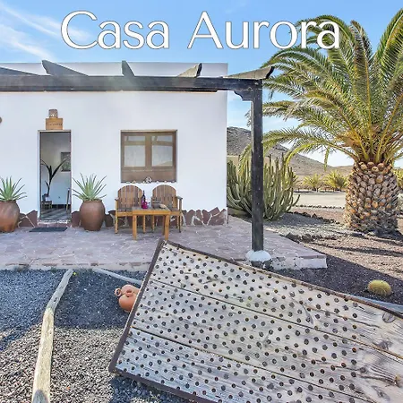 Casa Pilar, Aurora Y Tarabilla En Finca Ecologica Teguitar Exterior photo