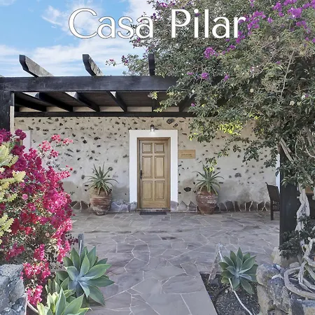 Casa Pilar, Aurora Y Tarabilla En Finca Ecologica Teguitar Exterior photo